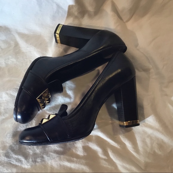 Tory Burch black leather studded pumps, EUC, sz 8M - Picture 8 of 8